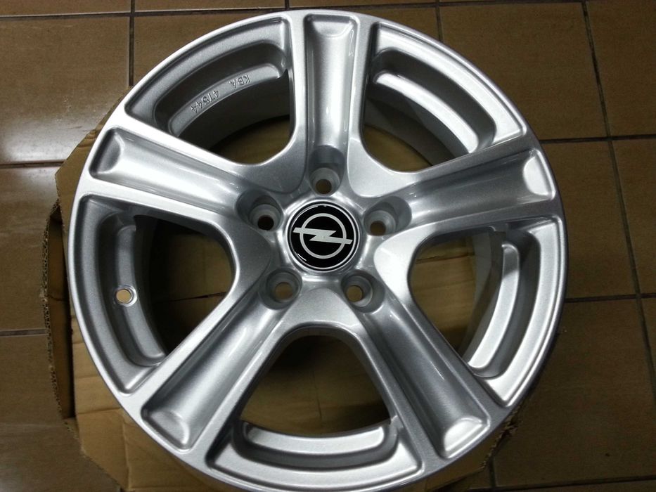 Felgi aluminiowe GM Opel 5x110x65,1 6,5x15 ET-38 BROCK RC-19