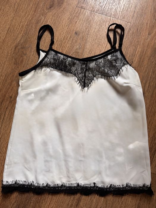 Жіноча  майка атласна нова біла