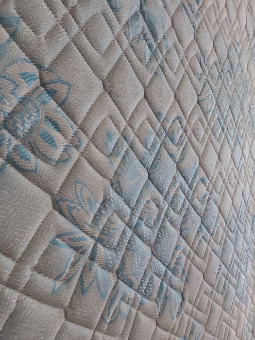 Colchão de Casal (estado: como novo)