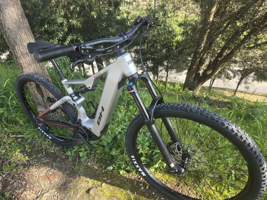 Bh eletrica de exposicao s bosch 800wh