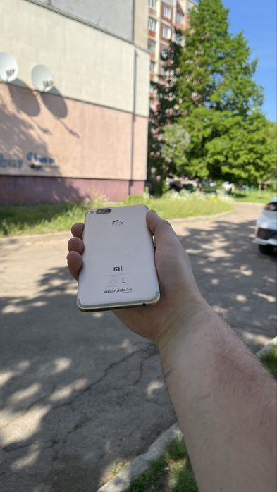 Смартфон телефон xiaomi mi a1 в ідеальному стані 4/64 gb ксяомі сяоми ксяоми хаоми документи і чохол в комплекті Android