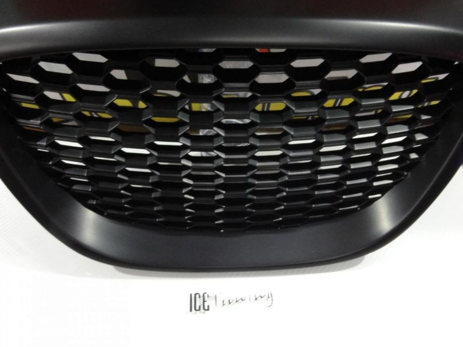 Grelha Frontal Sem Símbolo para Seat Leon 1P / Seat Altea / Toledo 2005-2009 estilo Cupra em plástico ABS
