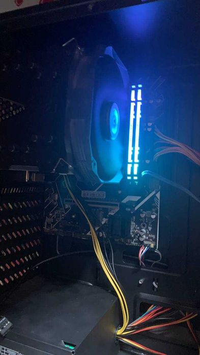 материнская плата с  процессором Intel Core i9-11980HK+Кулер