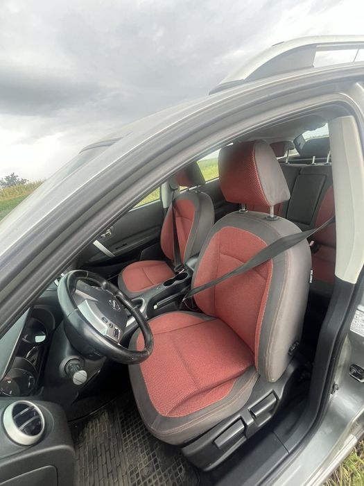 Nissan qashai авто