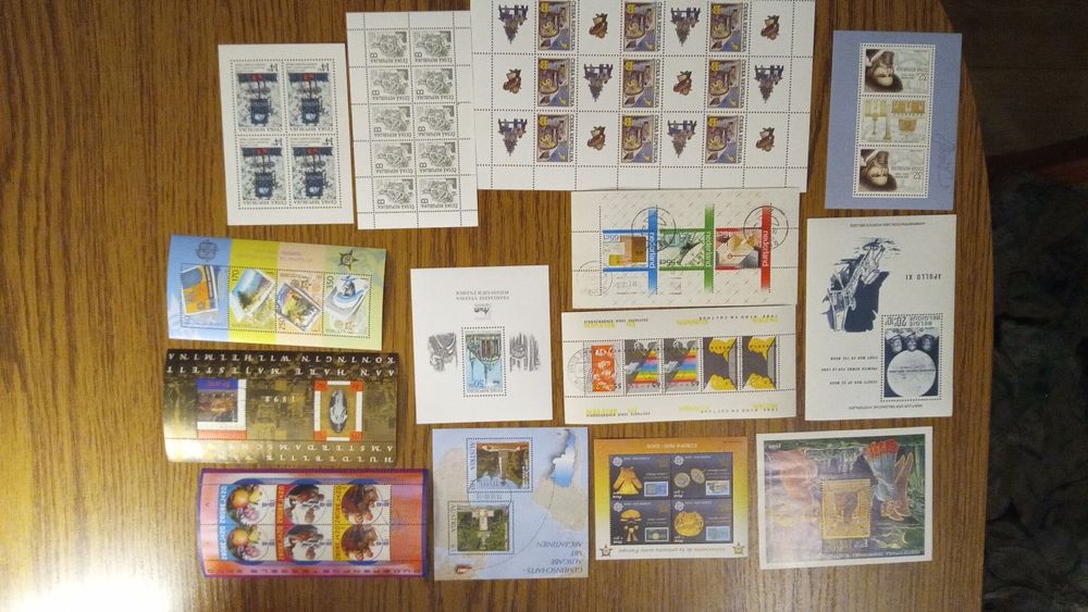 Znaczki pocztowe , bloczki zagraniczne
