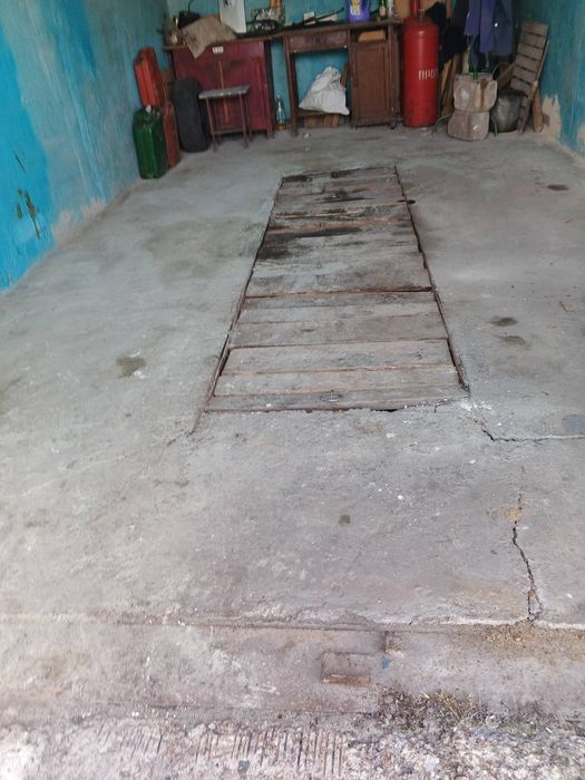 Продам гараж в кооперативі на Маяковського