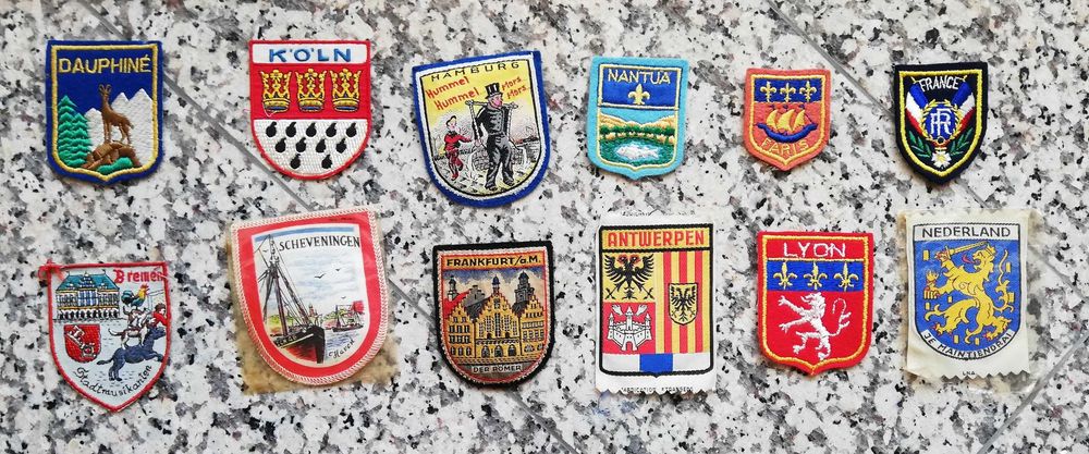 +CHEAPEST - Collectible Items: Emblems, Figurines, Plates