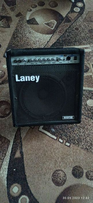 Продам усилитель Laney RB5