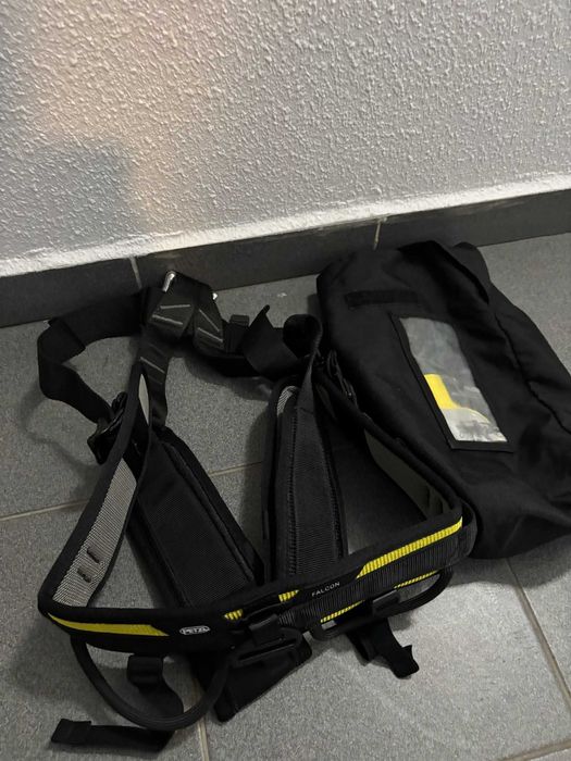 Uprząż Petzl Falcon  + Pokrowiec