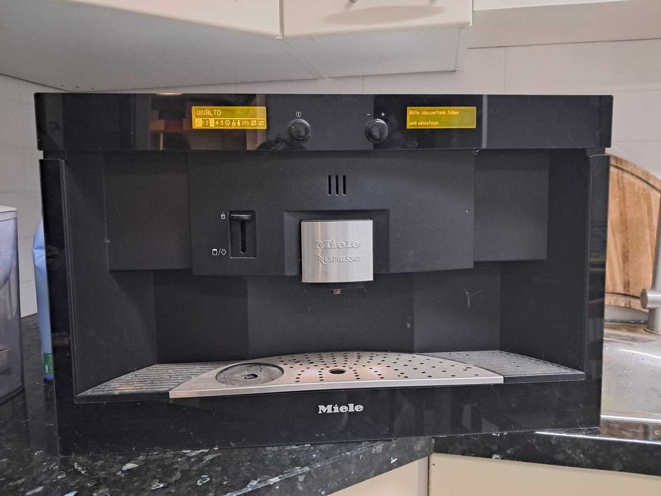 Automat do Kawy Miele Nespresso