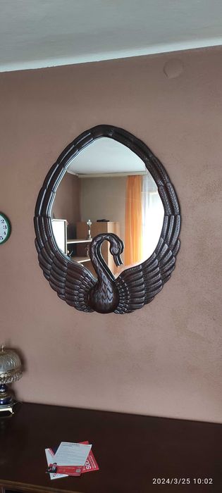 Lustro rustykalne, motyw łabędzia