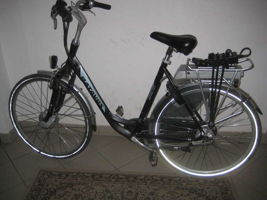 Rower elektryczny Batavs-genova e-go 8p,manetka,gold bateria