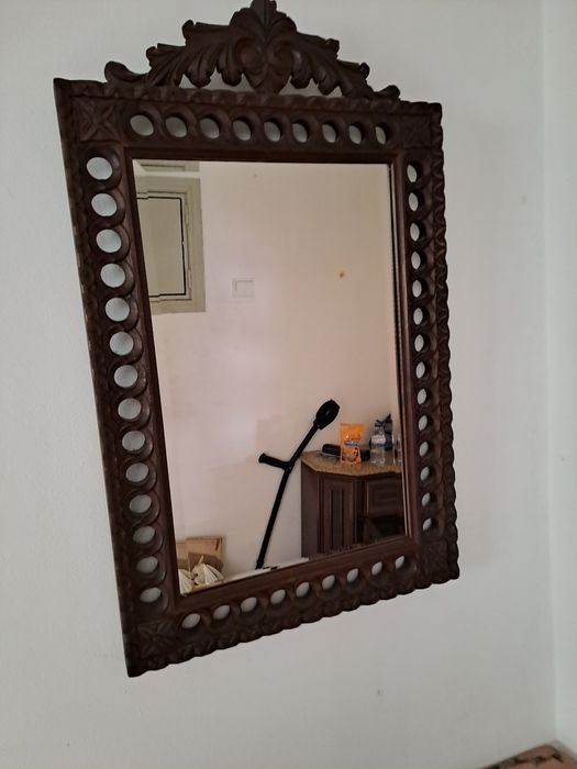 Movel de entrada com espelho.