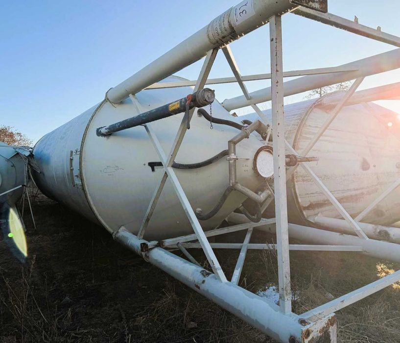 Silos na cement / materiały sypkie 75 m3 (90t) fi 3,2m