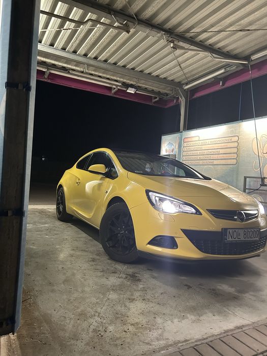 Opel Astra J GTC 1.4T