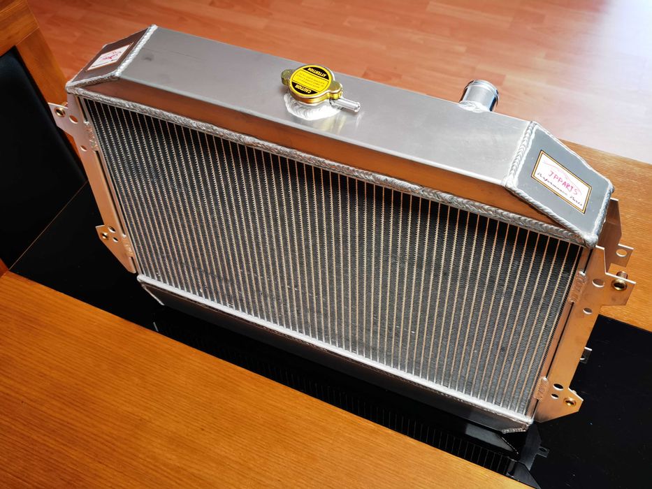 Radiador Alumínio Datsun 240Z/260Z L24/L26 desde 1970 até 1975