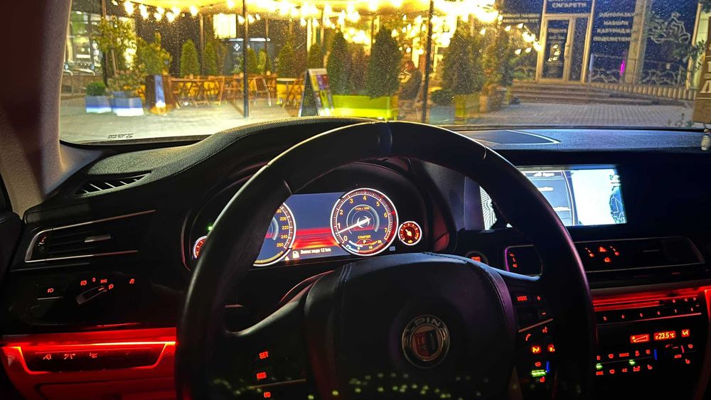 BMW F01 740I (Alpina B7)