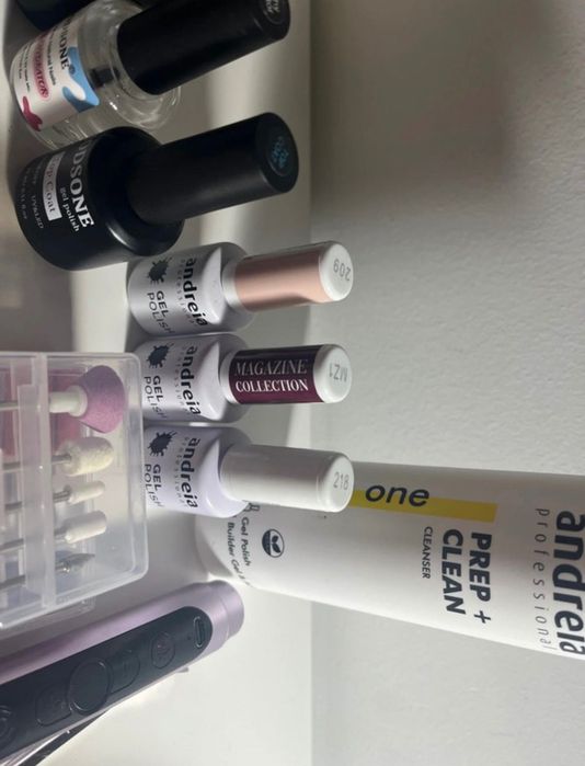 Conjunto para fazer unhas em casa