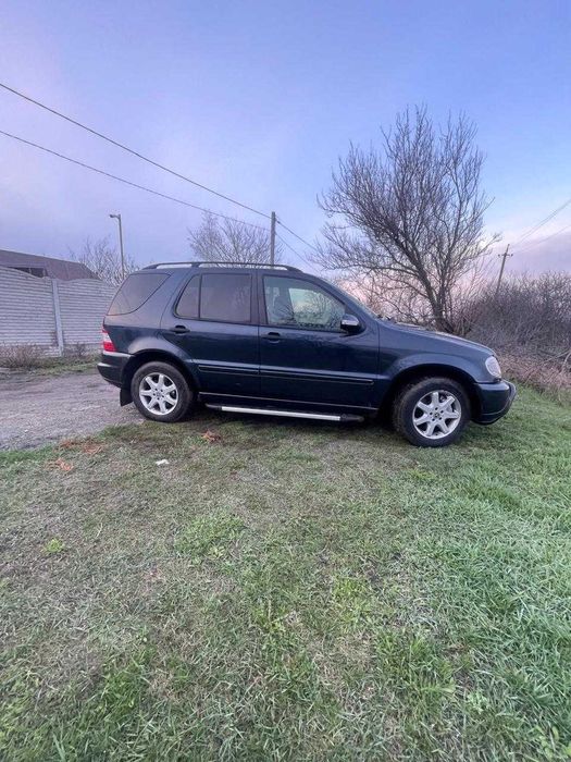 Mercedes-Benz M-Class 2003