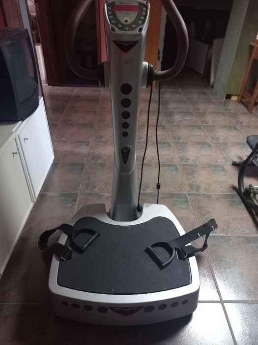 Vibrating Platform423647401645199363