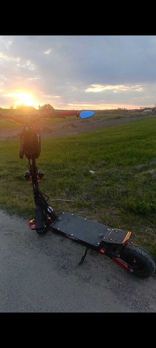 Електросамокат Kukirin g4