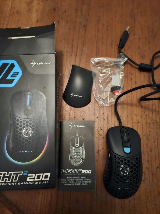 Rato Sharkoon Light 200