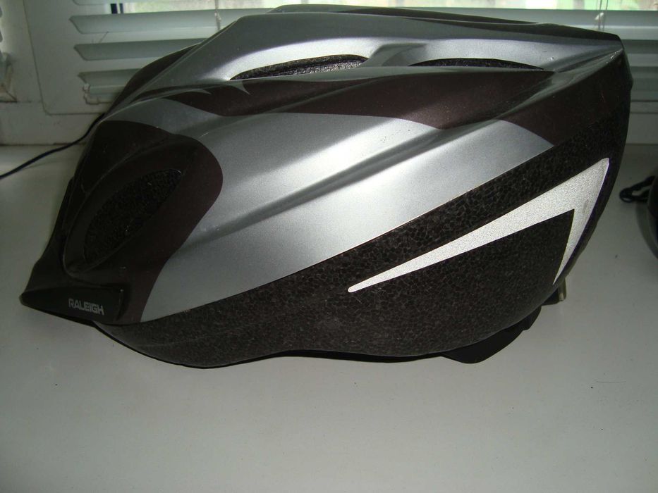 Вело шолом  Raleigh