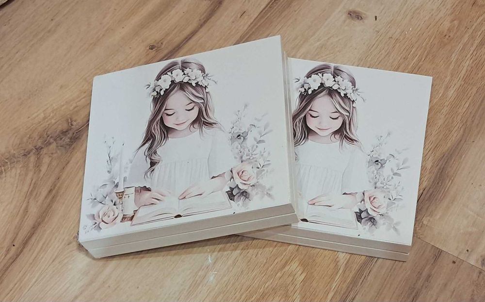 Podziękowania komunijne w pudełku drewnianym