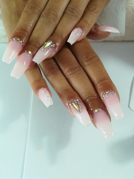 Unhas de gel ,verniz de gel