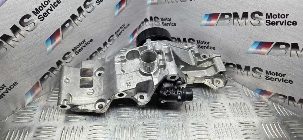 Помпа новая в сборе BMW B38 B48 11518631940 F40 F45 F48 F70 F74 U06