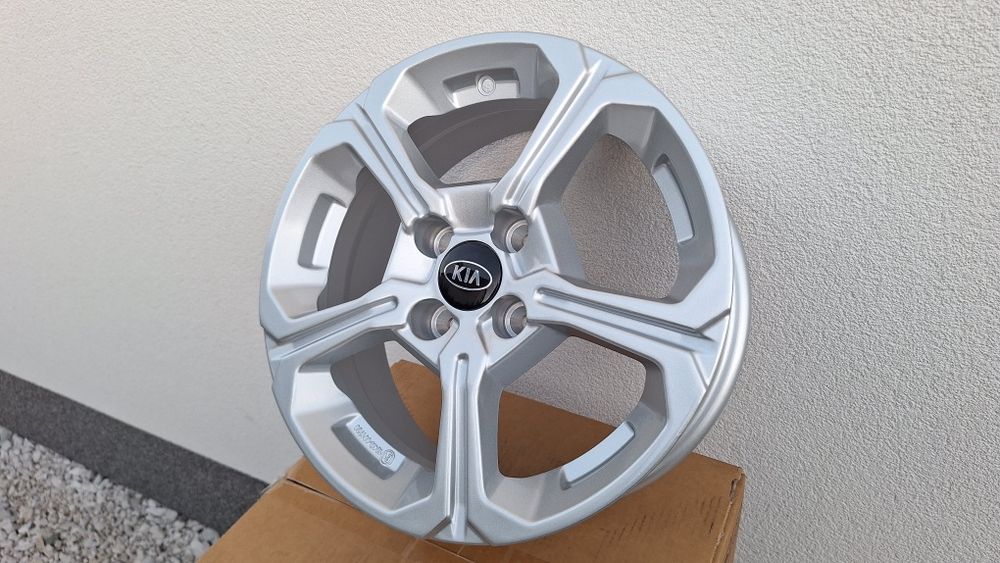 Okazja Nowe Alufelgi 4x100 R15 Hyundai i10 i20 Kia Rio Stonic Toyota