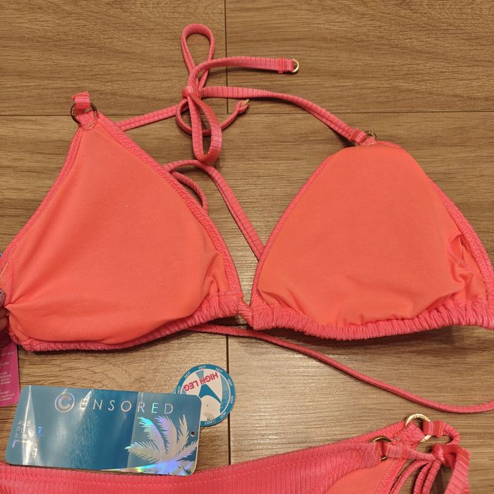 Nowy, śliczny strój kąpielowy