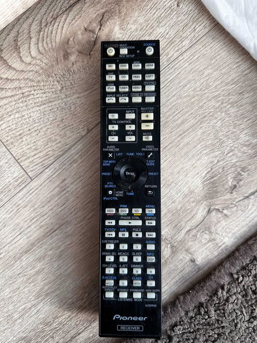 Pionieer VSX- 921 - Amplituner + org. pilot 7.1 150 Wat na kanał HDMI