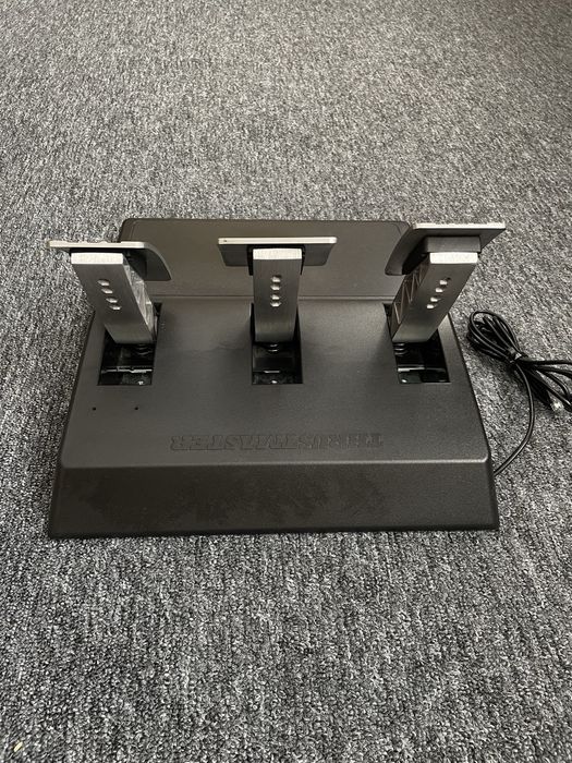 Продам педалі Thrustmaster T3PA T-GT