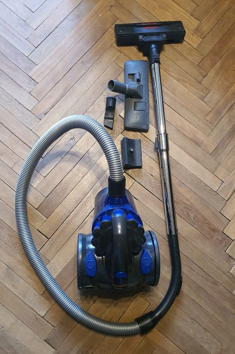 Продам пылесос Royals Berg GD-1605