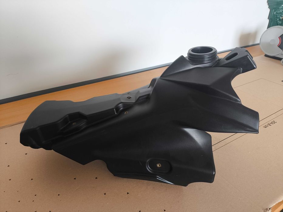 Tanque Husqvarna - OEM 8000H0056