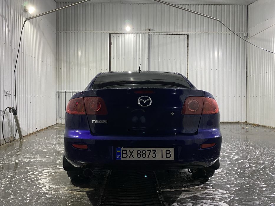 Продам авто Мазда 3