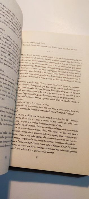 Livro  Chocolate-Joanne Harris ,