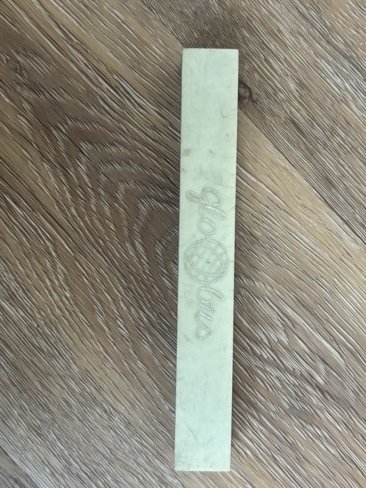 zestaw 2 sztuki grafion grafiony kreślarskie globus przypory PRL etui