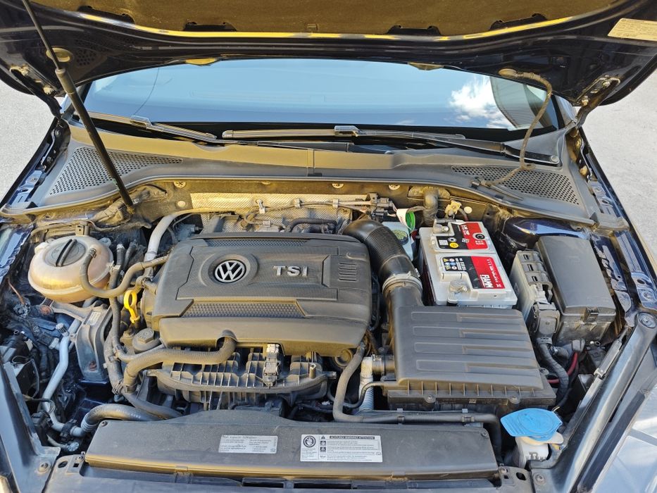 Volkswagen Golf 7    1,8 TSI (USA) 2016 турбований