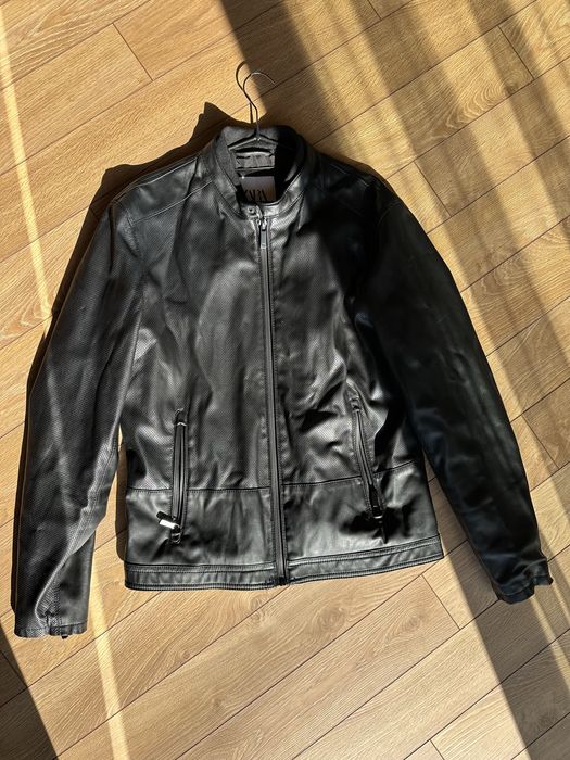 Чоловіча шкіряна куртка Zara