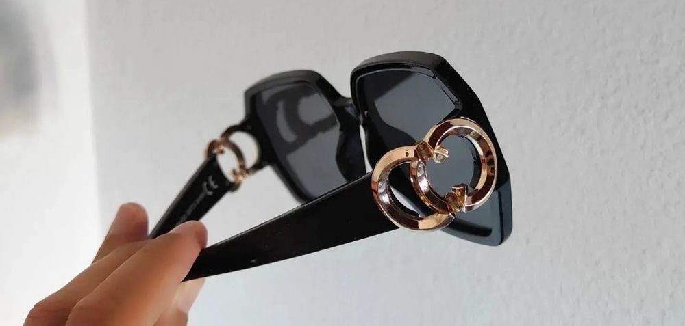 Óculos de Sol (portes incluídos)