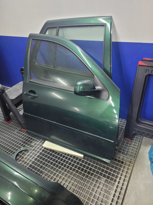 Golf 4 1.9 tdi 110 cały na części