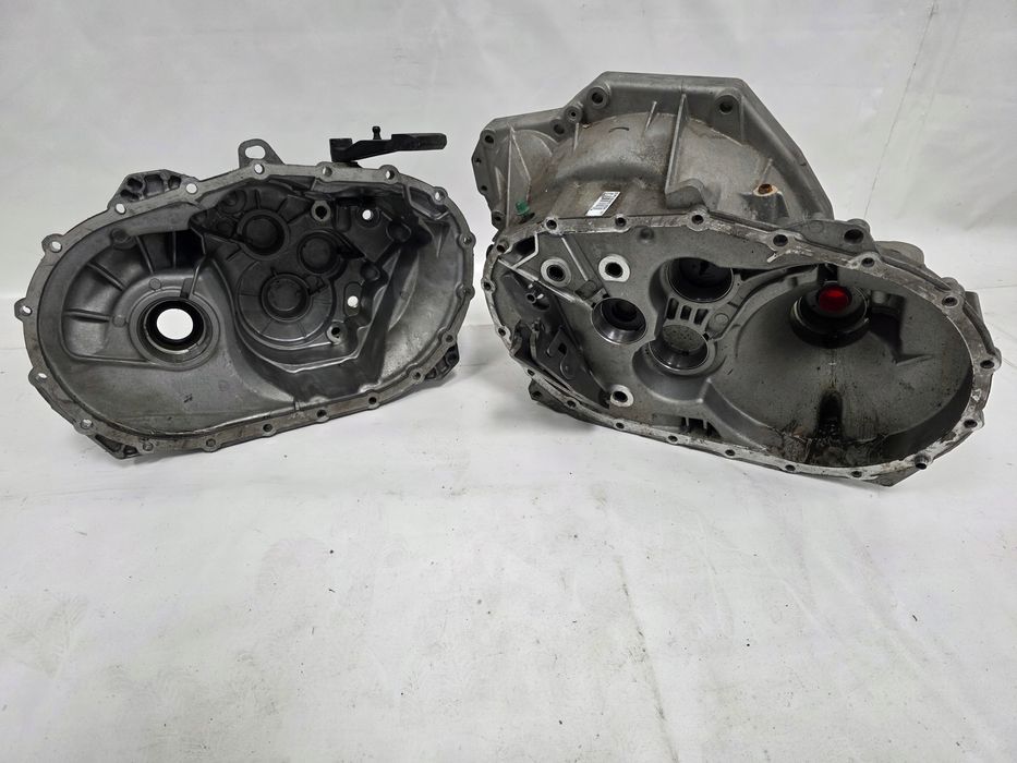 renault master travic vivaro obudowa skrzyni biegów.g9ux83 820045