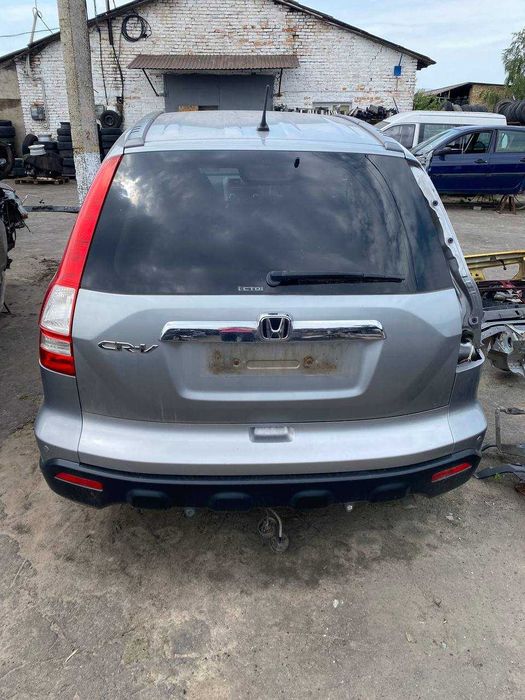 Розбираємо Honda CR-V 2.2 CDTI Розбираєм на запачастини црв Авторозборка Шрот Хонда срв