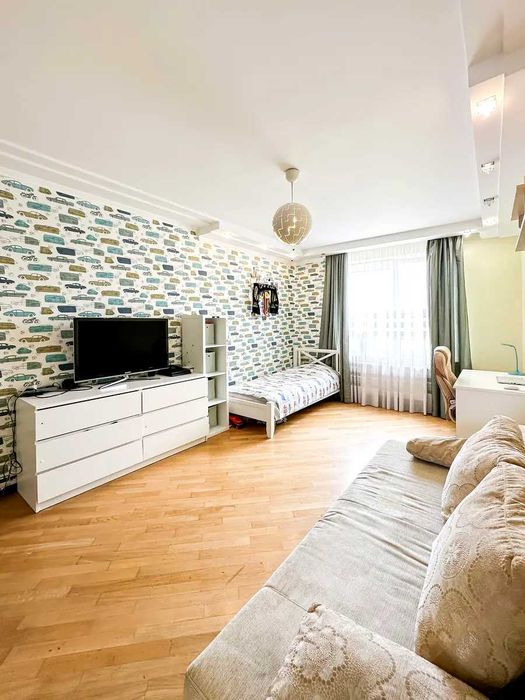 ЖК У-квартал. Продаж 2к квартири з ремонтом. Без %.