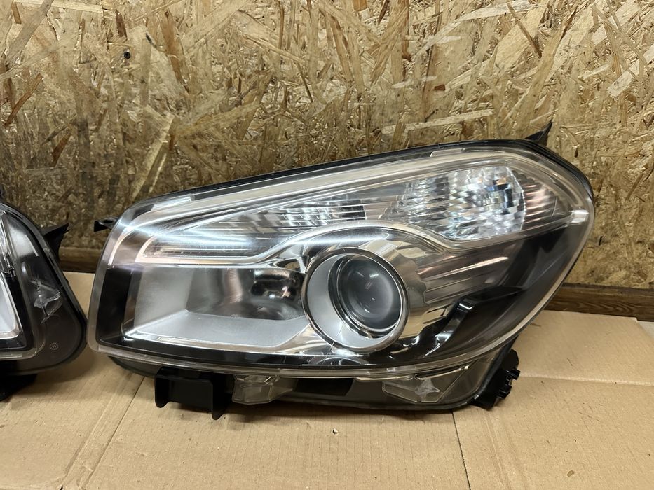 Передні фари Nissan Qashqai J10 Нісан Кашкай Джей 10 10–13 рестай