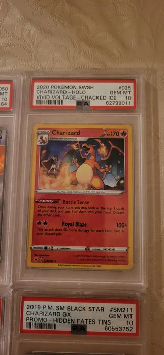 4 slabs de cartas Pokémon Charizard psa 10