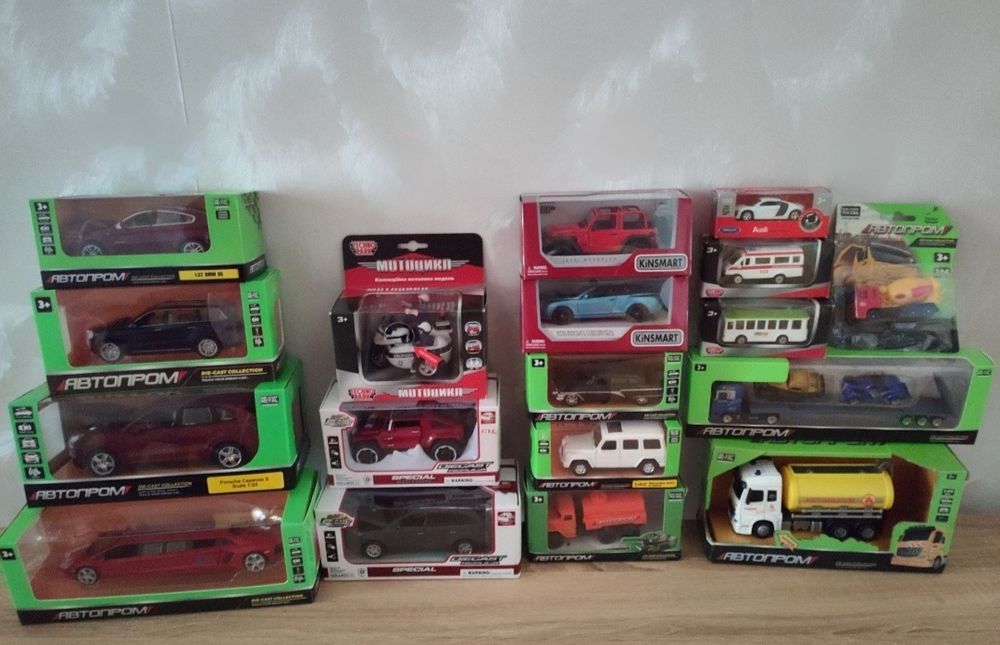 Детские машинки Вагон Метро Поезд Модели Скорая Полиц Автобус Трамвай