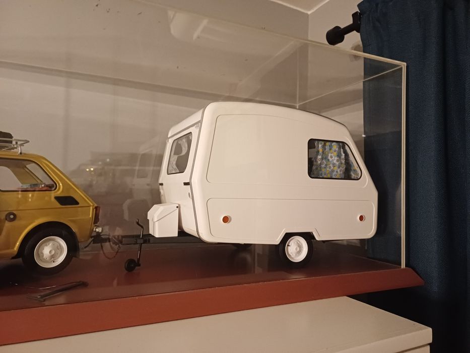 Model fiat 126p Deagostini Maluch 1:8